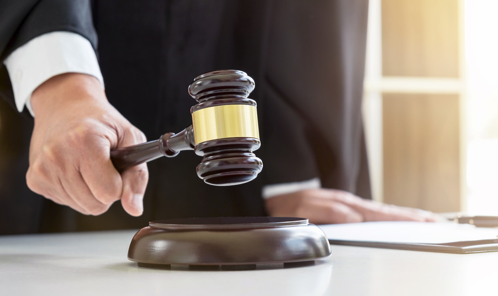 judge using gavel